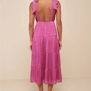 🩷Magenta tie strap tiered midi dress🩷